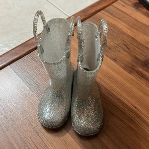 Sparkly toddler rain boots size 5